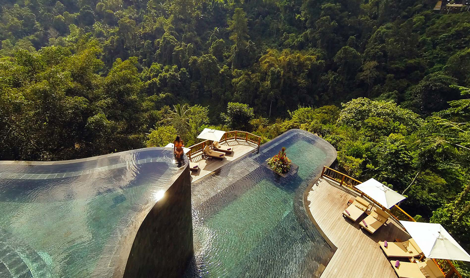 Piscina infinita: 12 piscinas de tirar o folego. piscina infinita no hotel Ubud Hanging Gardens, Indonésia. Blog Obra Atelier